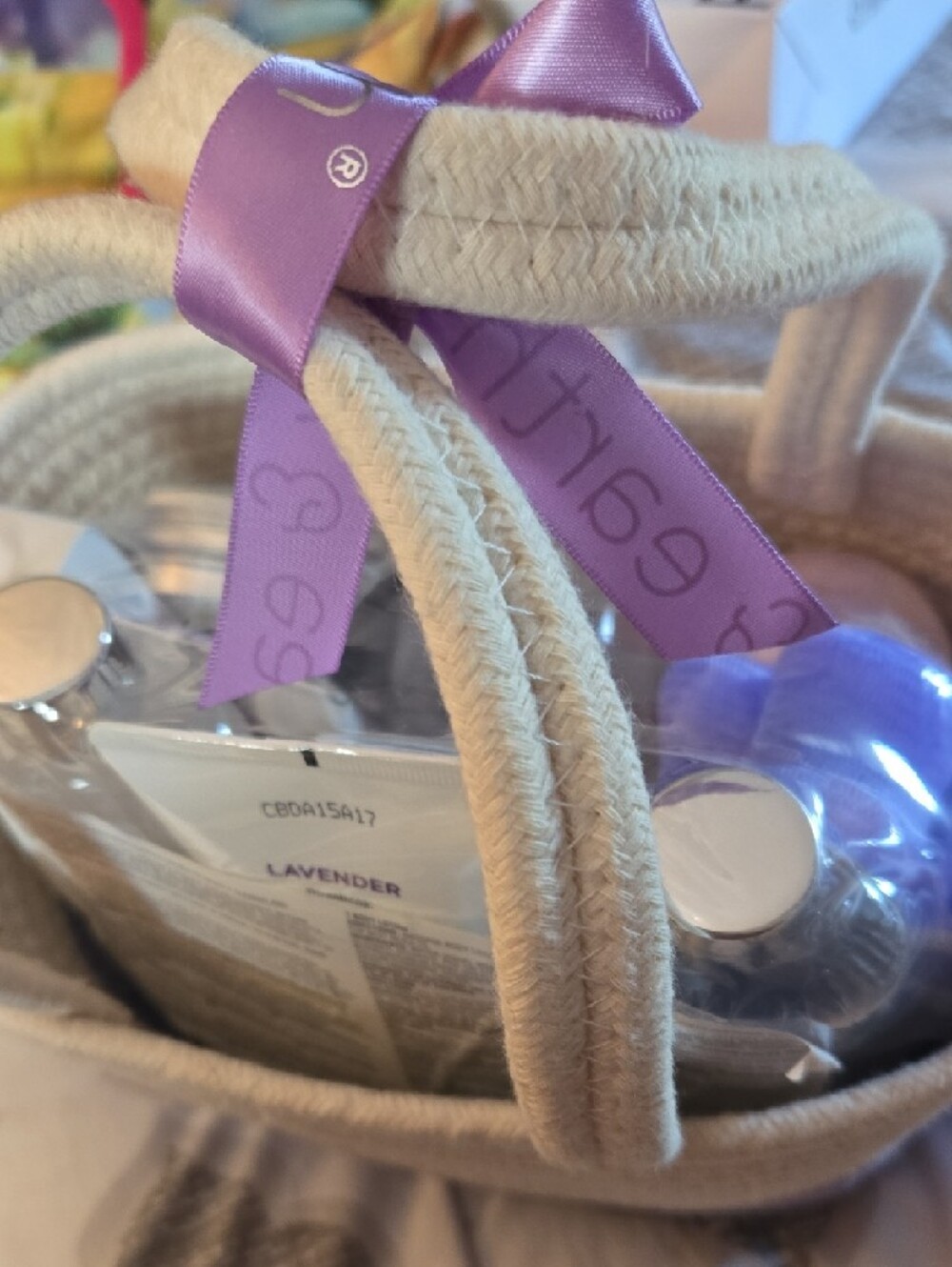 Earth Lavender Bath & Body Gift Basket - Purple and Cream - Picture 4 of 5
